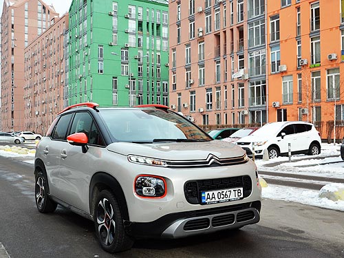 - Citroen C3 Aircross:     - Citroen