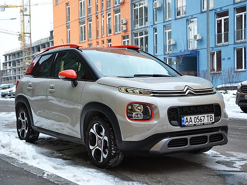 - Citroen C3 Aircross:     - Citroen