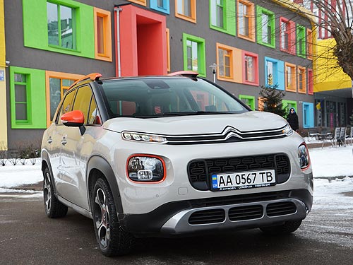 - Citroen C3 Aircross:     - Citroen