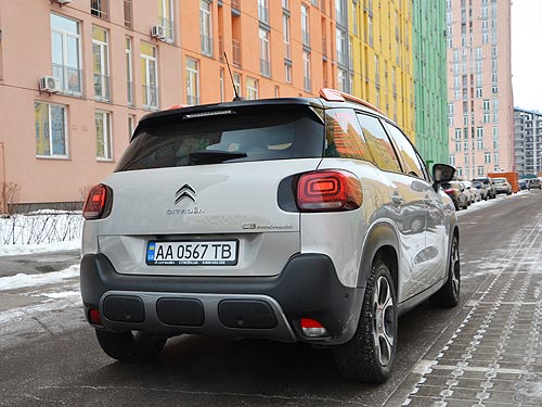 - Citroen C3 Aircross:     - Citroen