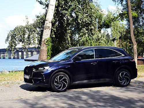        DS7 Crossback E-Tense 44? - - DS