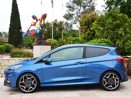 ! -  Ford Fiesta ST - Ford