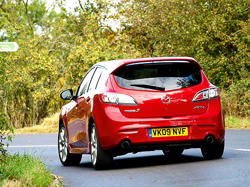 -: Mazda 3 MPS vs Ford Focus ST