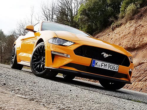 -  Ford Mustang:   