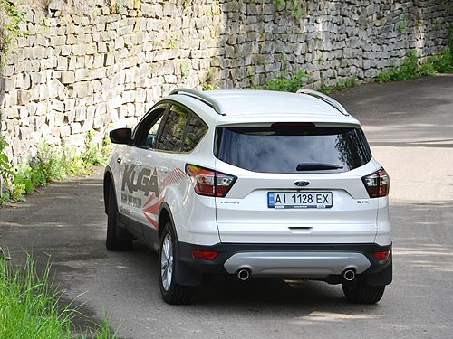 - Ford Kuga:    - Ford