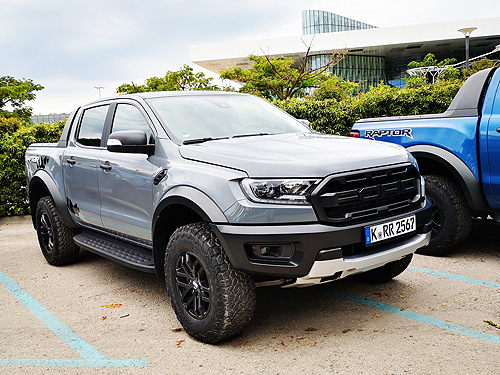 - Ford Ranger Raptor:    