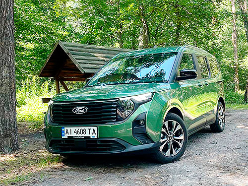 - Ford Tourneo Courier:     `?