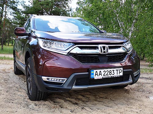  . -  Honda CR-V