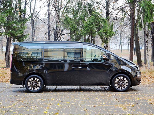  . - Hyundai Staria - Hyundai