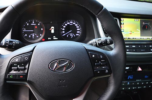 - Hyundai Tucson New:    