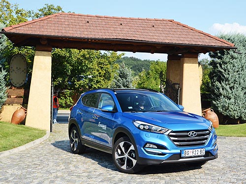 - Hyundai Tucson New:    