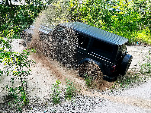    Jeep Wrangler    . - - Jeep