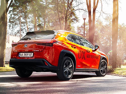 -   Lexus UX: ! - Lexus