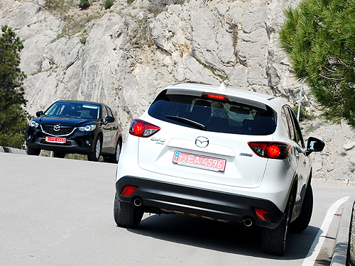 - Mazda CX-5 2.5 : -   