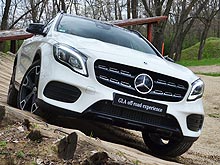 -  Mercedes-Benz GLA.   SUV