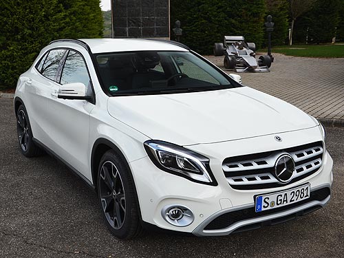 -  Mercedes-Benz GLA.   SUV - Mercedes-Benz