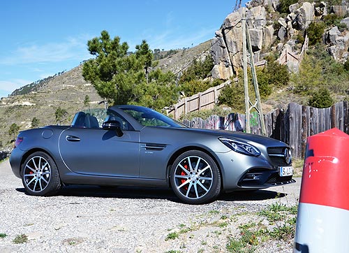 -    Mercedes-Benz SLC