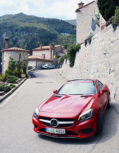 -    Mercedes-Benz SLC