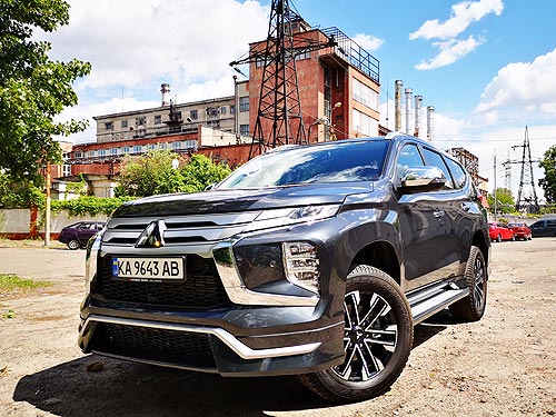 http://www.autoconsulting.com.ua/pictures/testdrives/Mitsubishi_Pajero/Mitsubishi_PajeroSport_2019_25.jpg