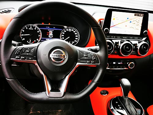 -  Nissan Juke:   ,     - Nissan