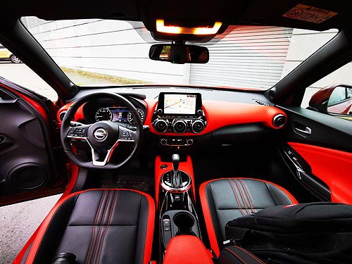 -  Nissan Juke:   ,     - Nissan