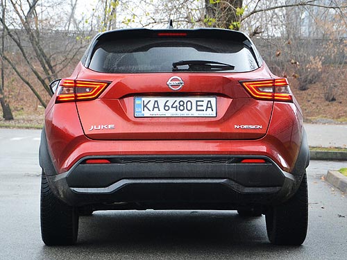 -  Nissan Juke:   ,     - Nissan