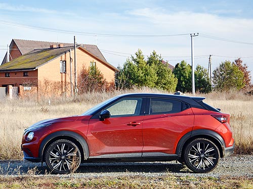 -  Nissan Juke:   ,     - Nissan