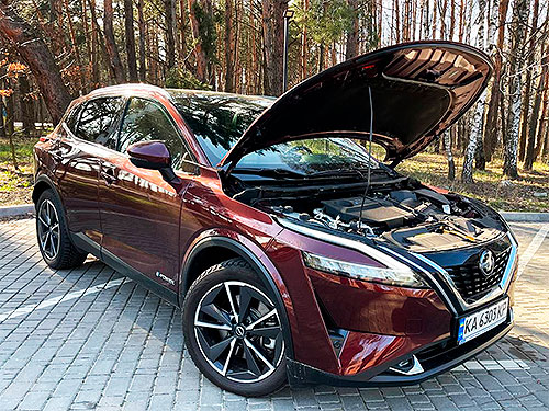 - Nissan Qashqai e-Power.   - Nissan