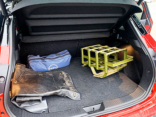 - Nissan Qashqai e-power:     - Nissan