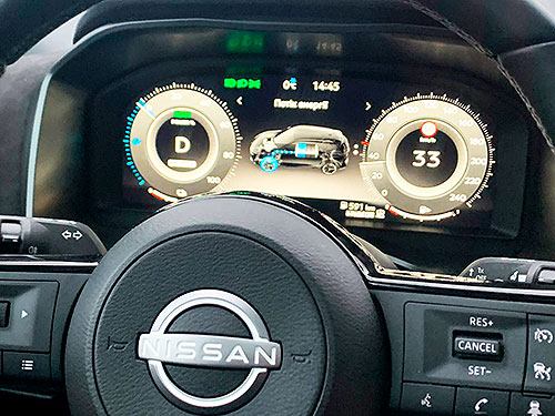 - Nissan Qashqai e-power:     - Nissan