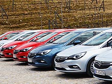 - Opel Astra Sports Tourer:   ?