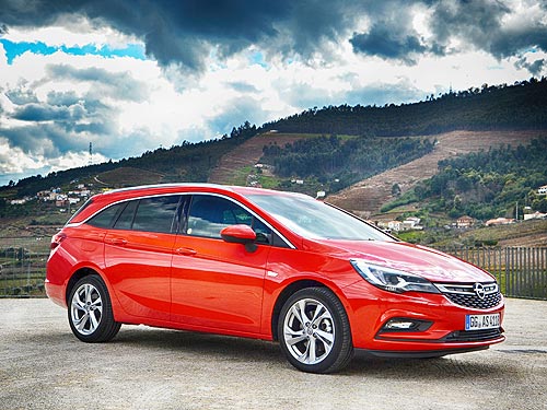 - Opel Astra Sports Tourer:   ?