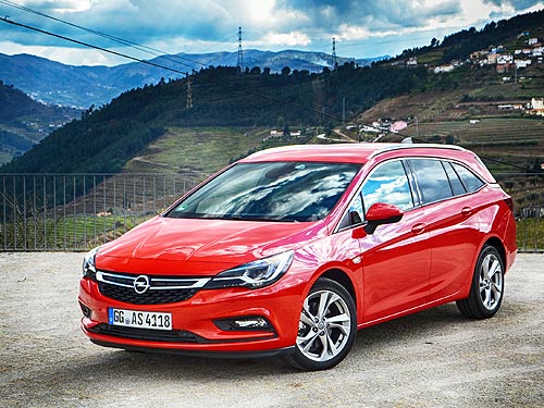 - Opel Astra Sports Tourer:   ?