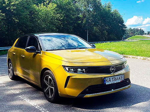- Opel Astra L:   