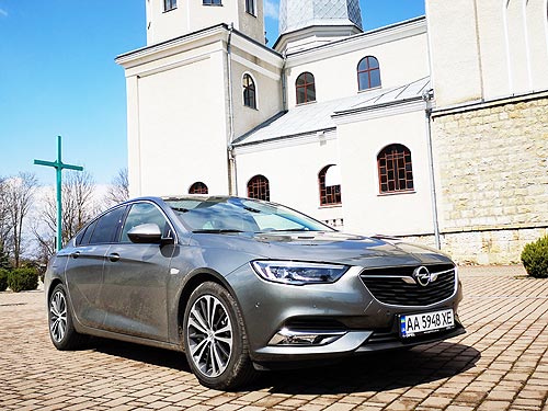     . - Opel Insignia Grand Sport - Opel