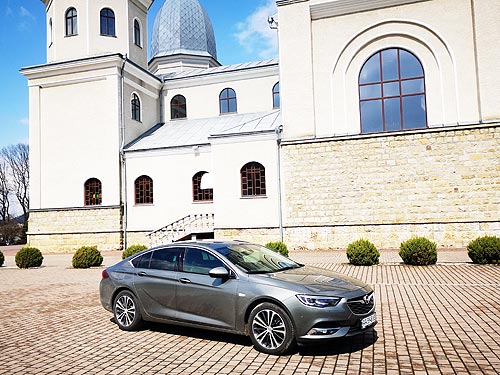     . - Opel Insignia Grand Sport - Opel