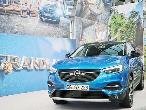 - Opel Grandland X.   