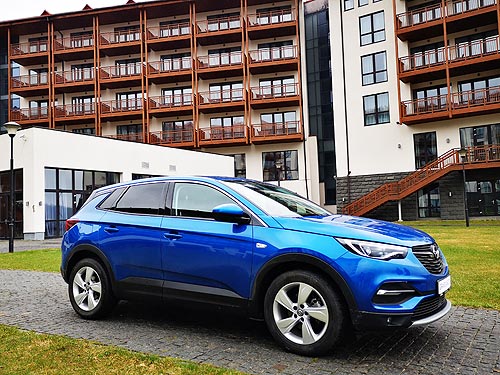     . - Opel Grandland X - Opel