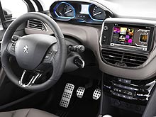 Тест-драйв Peugeot 2008: кроссовер с повадками хэтчбека