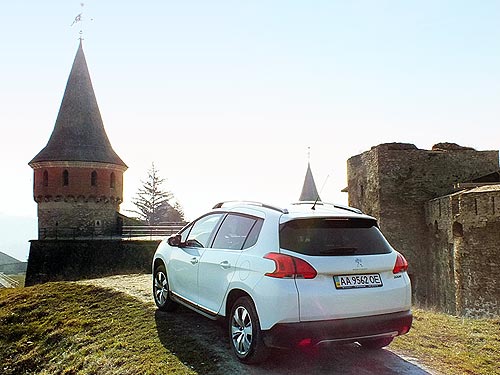 - Peugeot 2008:   