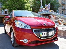 - Peugeot 208:    