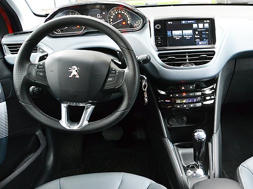 peugeot 208 робот peugeot 208 робот