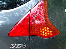 - Peugeot 3008:      - Peugeot