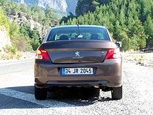 - Peugeot 301:     