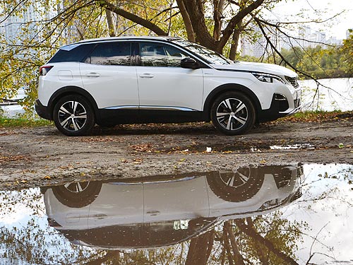    300  : - Peugeot 3008 Plug-In Hybrid4 - Peugeot