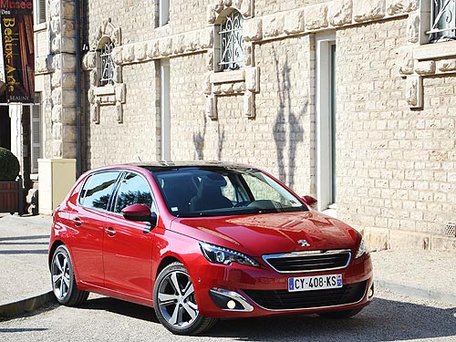 - Peugeot 308 New:    