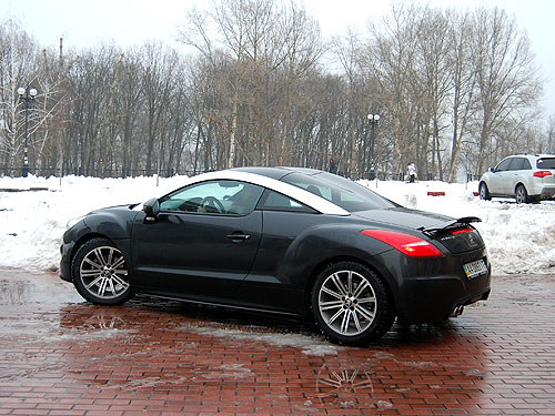 - Peugeot RCZ:    