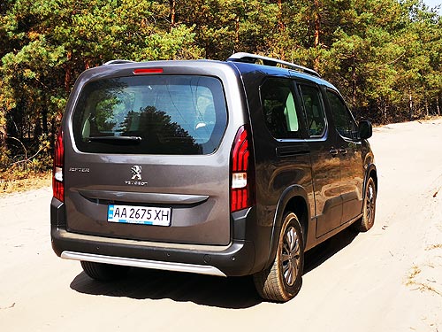     :  Citroen Berlingo, Peugeot Rifter  Opel Combo Life - Citroen