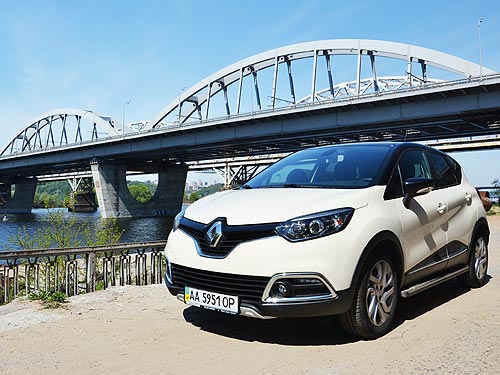  Renault Captur:     