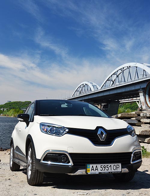  Renault Captur:     